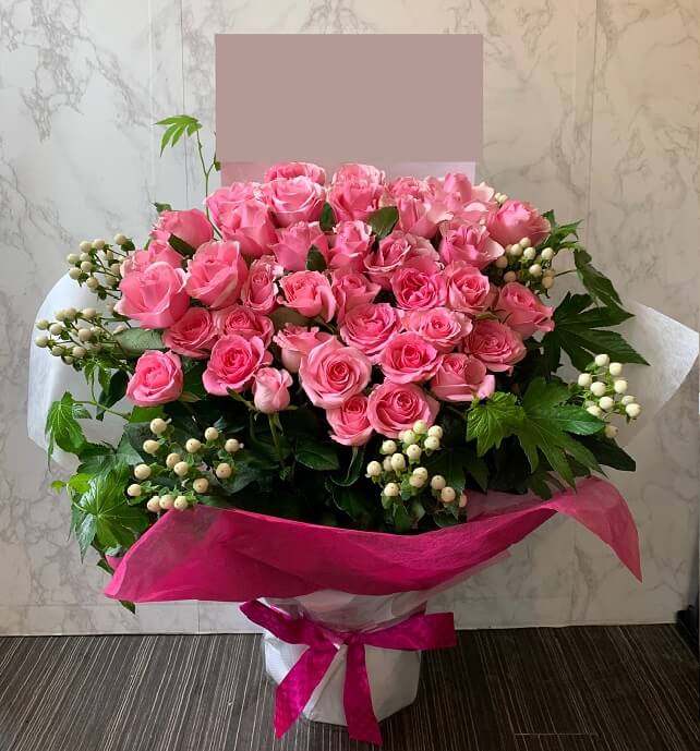 rose_pink_flowerarrangement