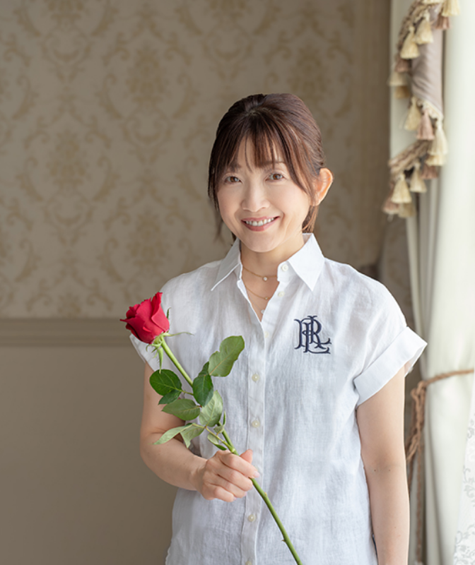山田 まりこ
