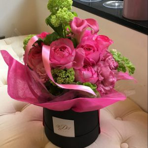 え 良い匂い フレグランスローズで記憶に残るアレンジメントを贈りませんか 東京都渋谷区の花屋 ダナエフラワーズ インテリア 祝い花カタログ Danae Flowers Interior